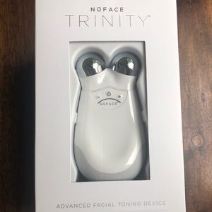 Nuface trinity facial toning device